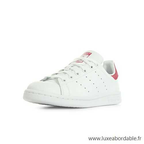 stan smith enfant taille 28